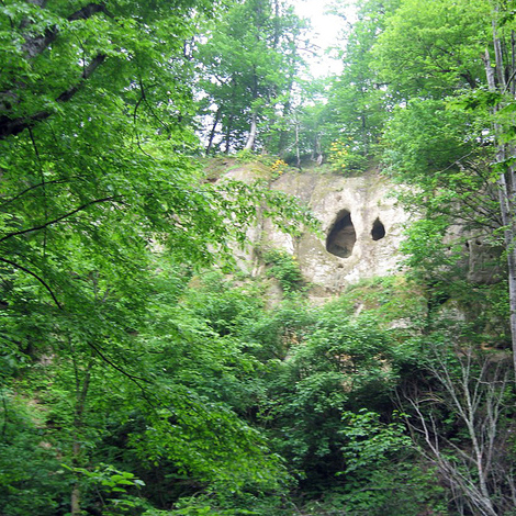 богатырские пещеры